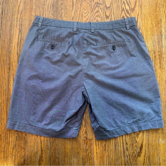 Banana Republic Aiden Club Shorts - Size 35 - Picture 2 of 6